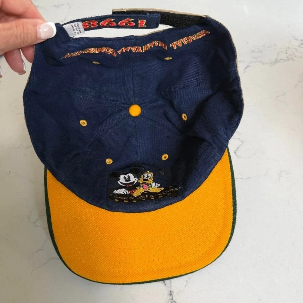 Vintage Disneyana Convention 1999 Safari Adventure Reversible  Hat Cap Rare pin